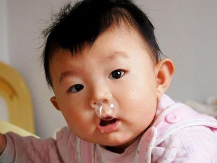 Mách mẹ 5 cách chữa sổ mũi cho bé bằng dân gian đơn giản mà hiệu quả